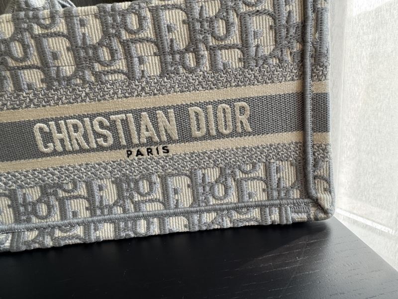 Dior Shopping Bags